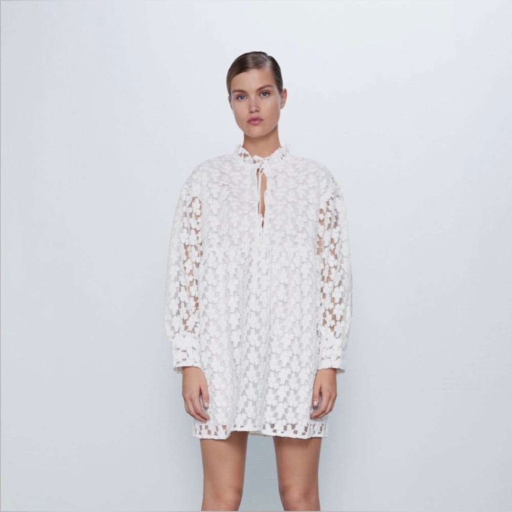 Zara Spectacular Textured Lace, White Mini Dress, Size S - Picture 1 of 10